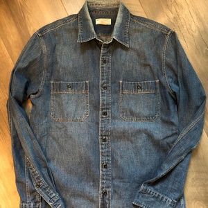 Awesome Wallace & Barnes Denim Shirt. Medium